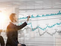 投资顾问炒股一年亏106万，理财专家深度解析背后的教训与启示