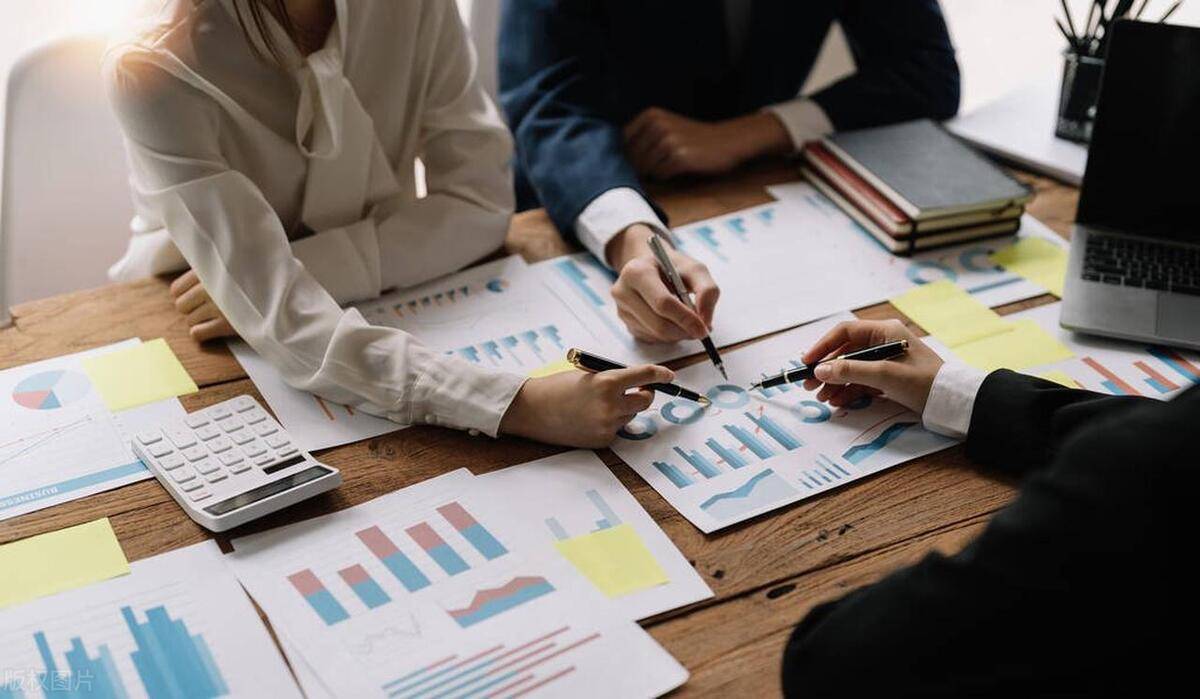 女性投资顾问,理财行业的新趋势与职业前景 女性投资顾问,理财行业的新趋势与职业前景